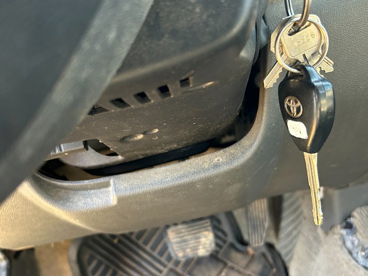 2004-gmc-canyon-image-47