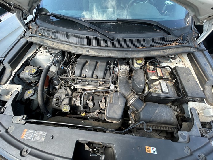 2013-ford-explorer-image-13