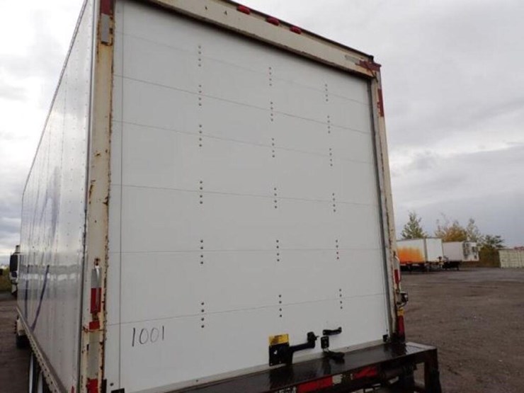 inoperable-2010-freightliner-m2106-business-class-image-47