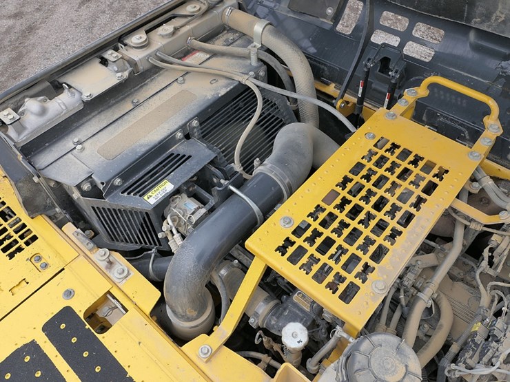 2017-kubota-pc360-lc-10-image-35