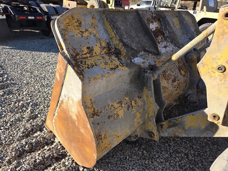 1980-caterpillar-930-image-11