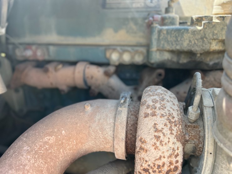 #22529-•-inop-1992-freightliner-t/a-daycab-truck-tractor-vin:-1fuymzyb1np357132-image-35