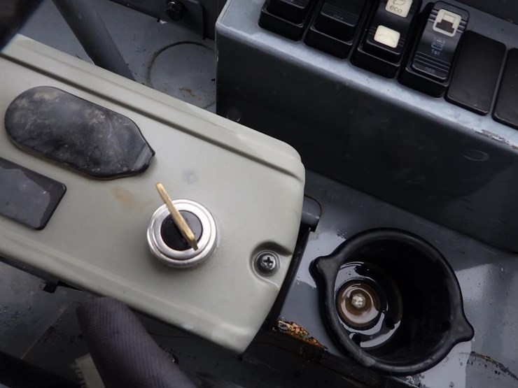 takeuchi-tb230-image-30