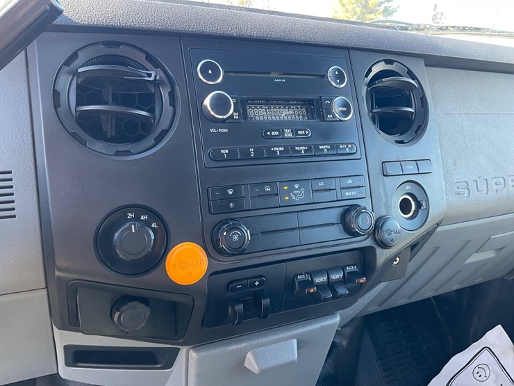 2013-ford-f350-image-17