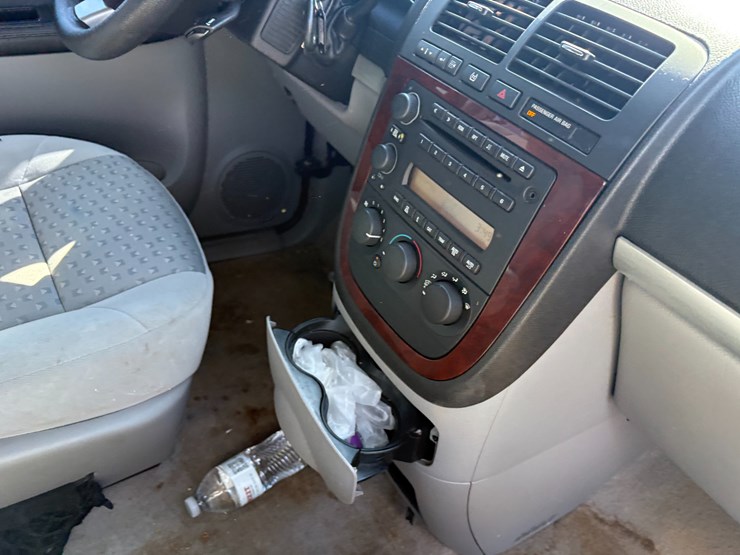 2008-chevrolet-uplander-image-30