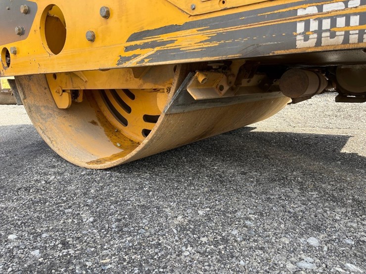 volvo-dd120b-image-23