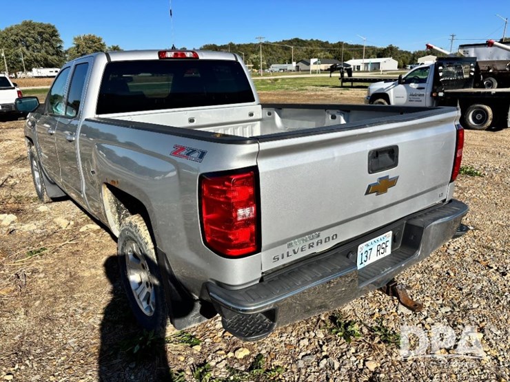 2015-chevrolet-silverado-image-9