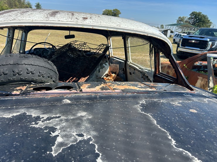 #22553-•-inop-1957-chevrolet-sedan-image-10