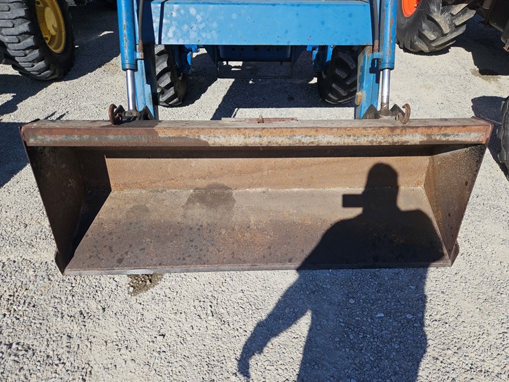 1994-ford-2120-image-3