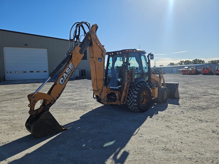 2016-case-590sn-image-22