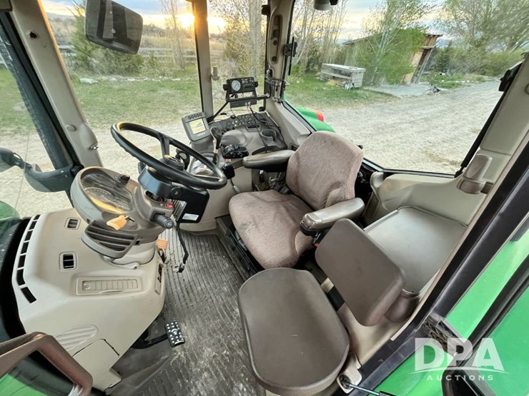 2009-john-deere-7330-premium-image-6