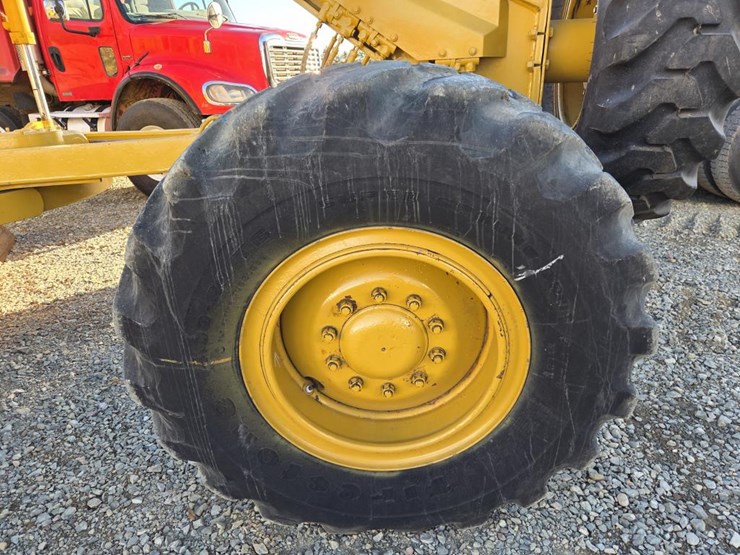 caterpillar-140-image-66