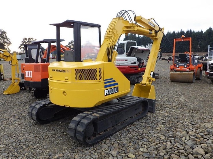komatsu-pc50uu-1-image-4