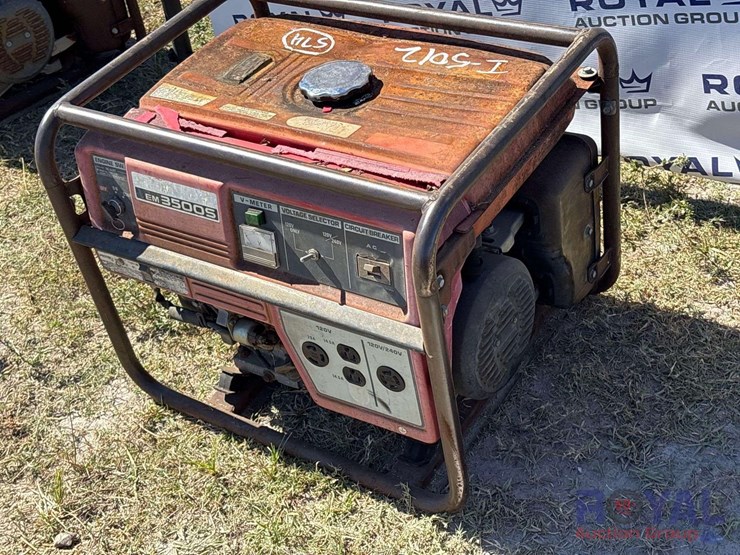 honda-em3500s-portable-gasoline-generator-image-3