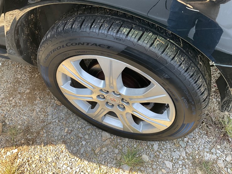 2015-cadillac-srx-image-10