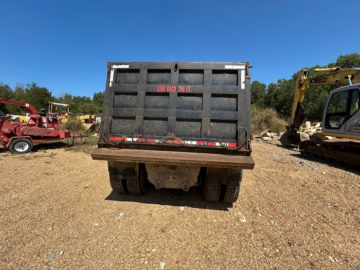 #22533-•-1994-freightliner-t/a-daycab-dump-truck-vin:-1fuyfdyb6rp462199-image-16