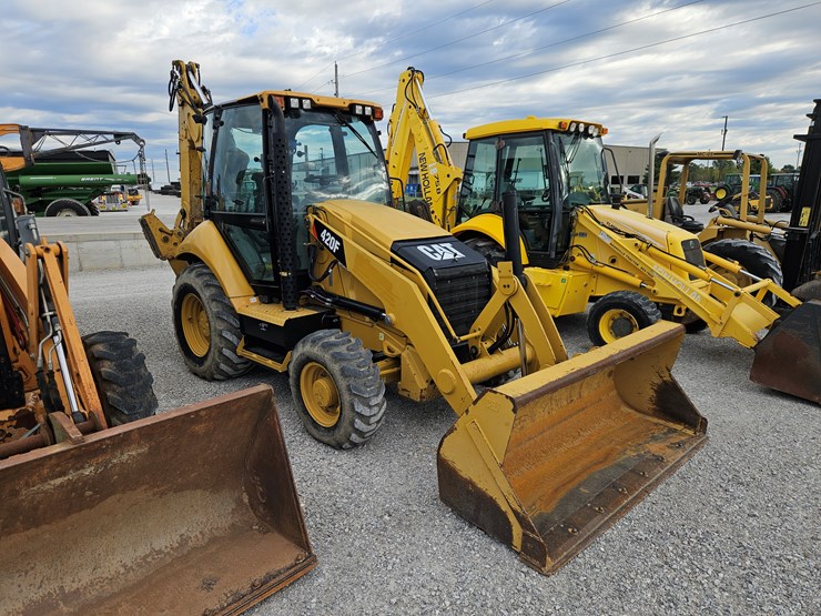 caterpillar-420f-image-27