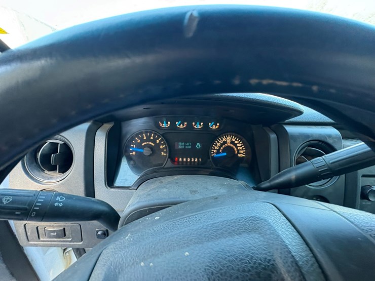 2013-ford-f150-image-63