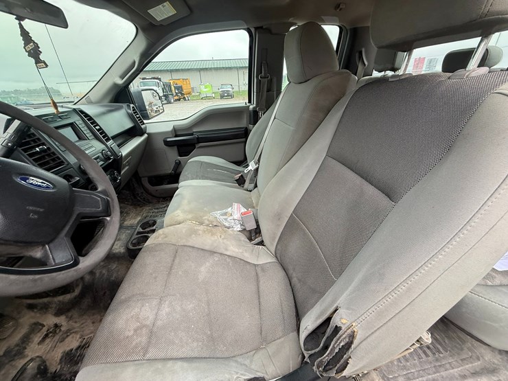 2017-ford-f150-image-53