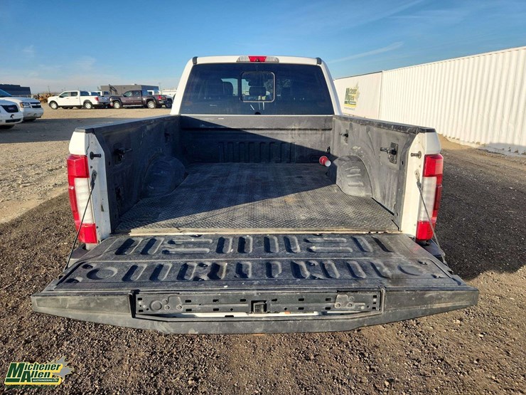 2019-ford-f350-image-22