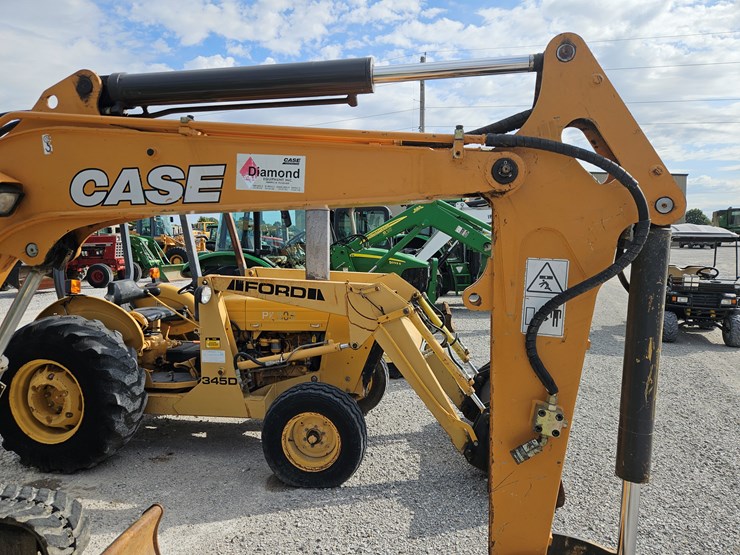 2018-case-cx37c-image-24