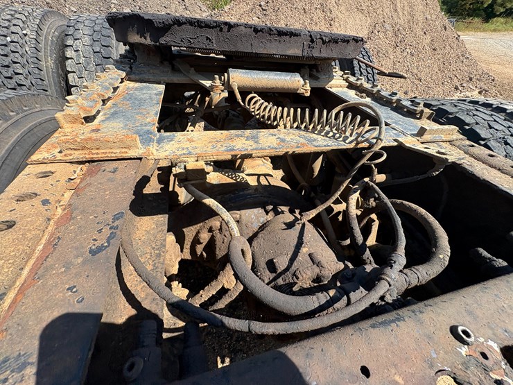 #22534-•-2014-freightliner-prostar-lf-687-t/a-daycab-truck-tractor-vin:-1hsdjsnr4eh099715-image-21