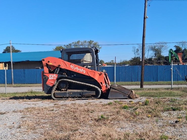 kubota-svl65-2-image-1