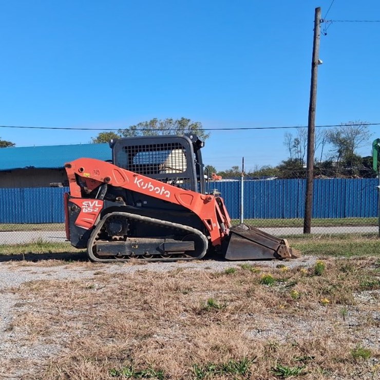KUBOTA SVL65-2