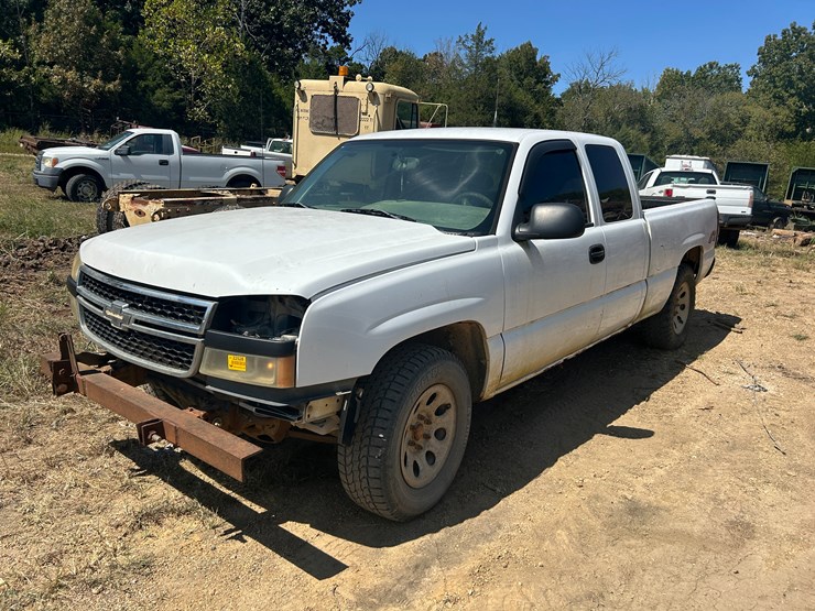 2007-chevrolet-silverado-image-1