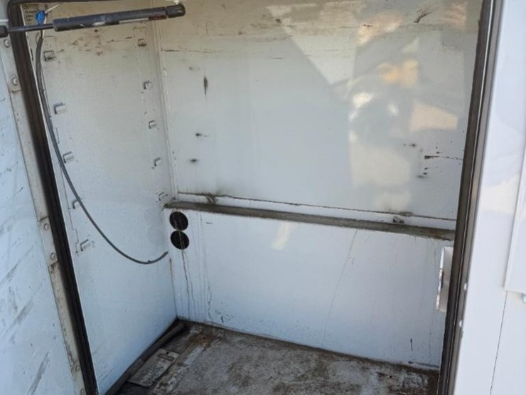 2017-ford-f350-xl-image-21