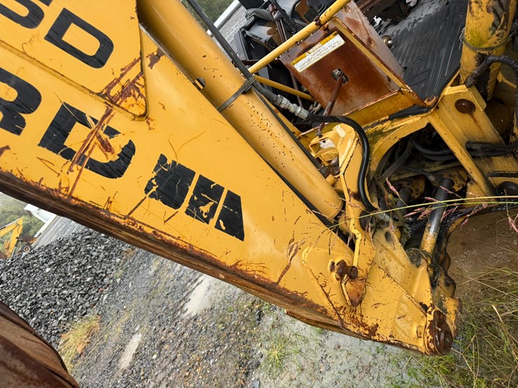 #22581-•-inop-ford-550d-backhoe-loader-image-11