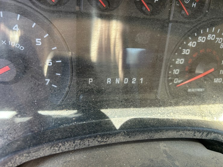 2010-ford-f150-image-33