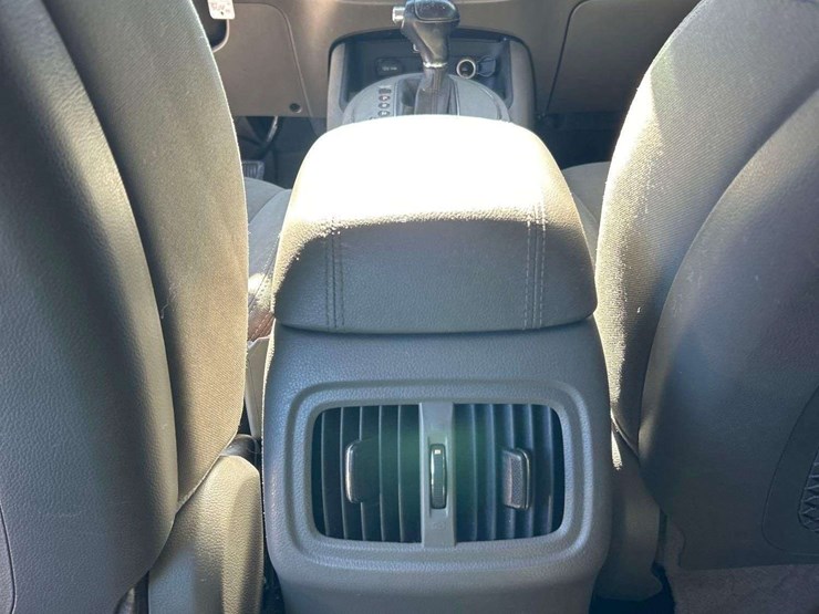 2015-kia-sportage-image-24