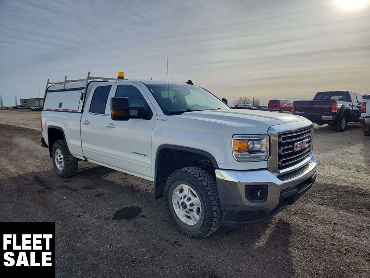 2018-gmc-sierra-2500hd-image-2