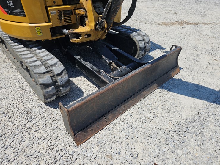 2020-caterpillar-303.5-image-5