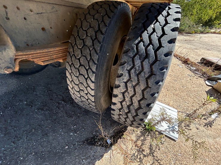 1993-gmc-topkick-image-8