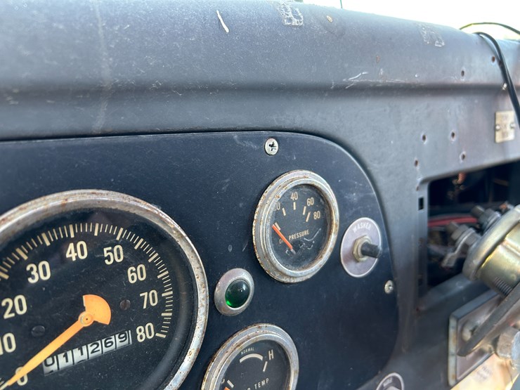 #22559-•-inop-1971-international-harvester-1800-s/a-daycab-fire-truck-vin:-416080g411147-image-38