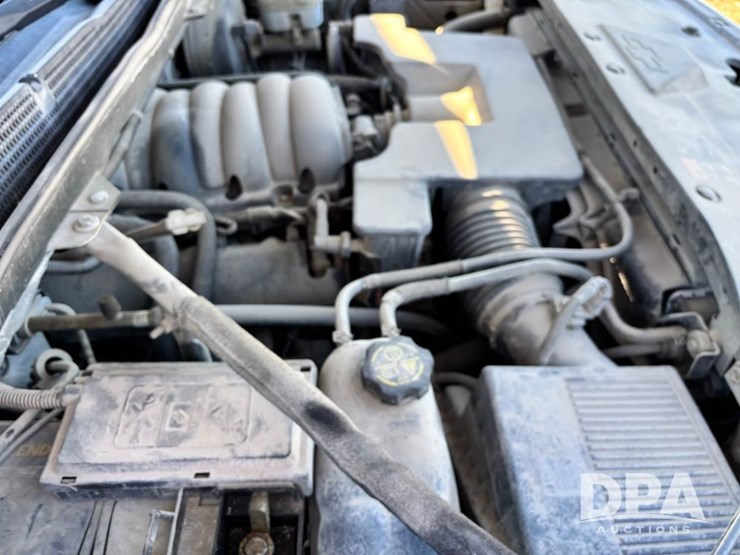 2015-chevrolet-silverado-image-54