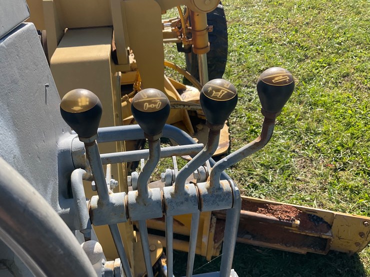 new-holland-rg80-image-25