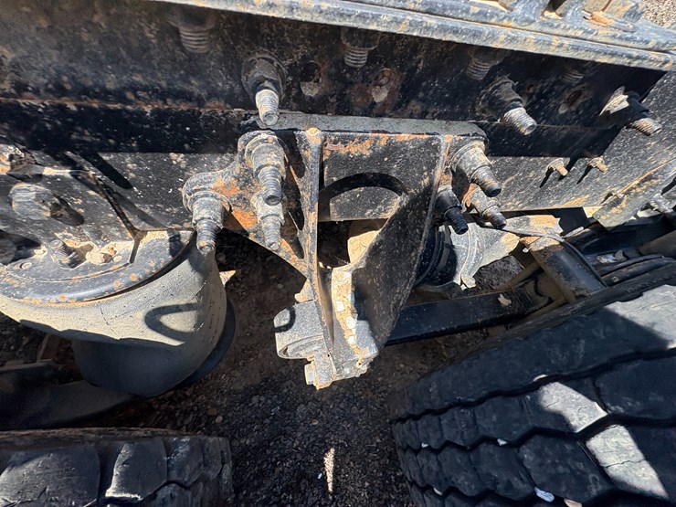 #22534-•-2014-freightliner-prostar-lf-687-t/a-daycab-truck-tractor-vin:-1hsdjsnr4eh099715-image-30