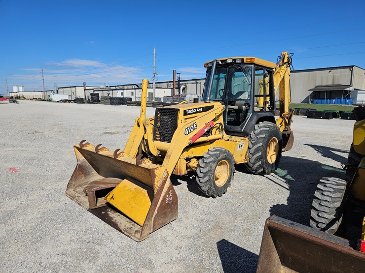 1997-deere-410e-image-1