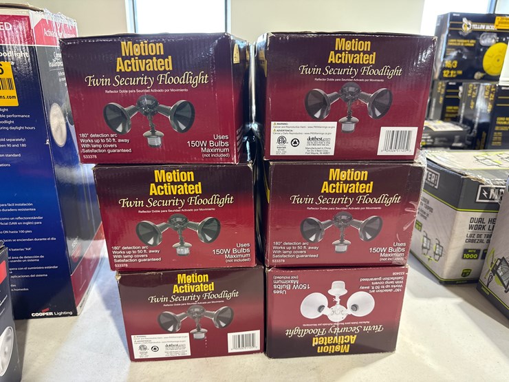 #28399-•-lot-of-(6)-motion-activated-security-flood-lights-image-3