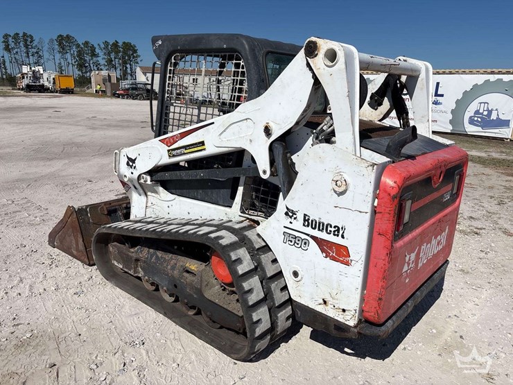 2018-bobcat-t590-image-4