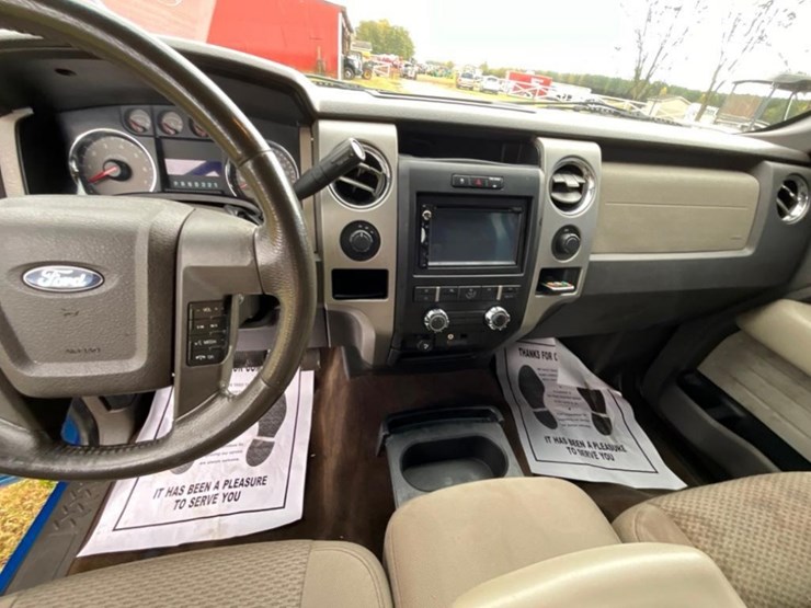 2010-ford-f150-xlt-image-21