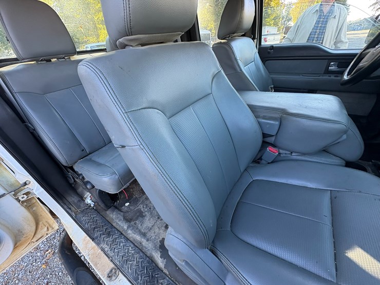 2013-ford-f150-image-35