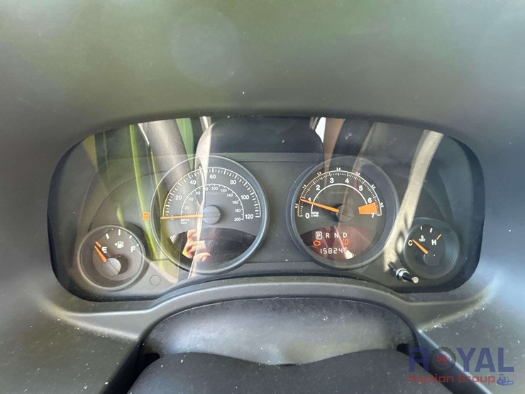 2014-jeep-patriot-image-16