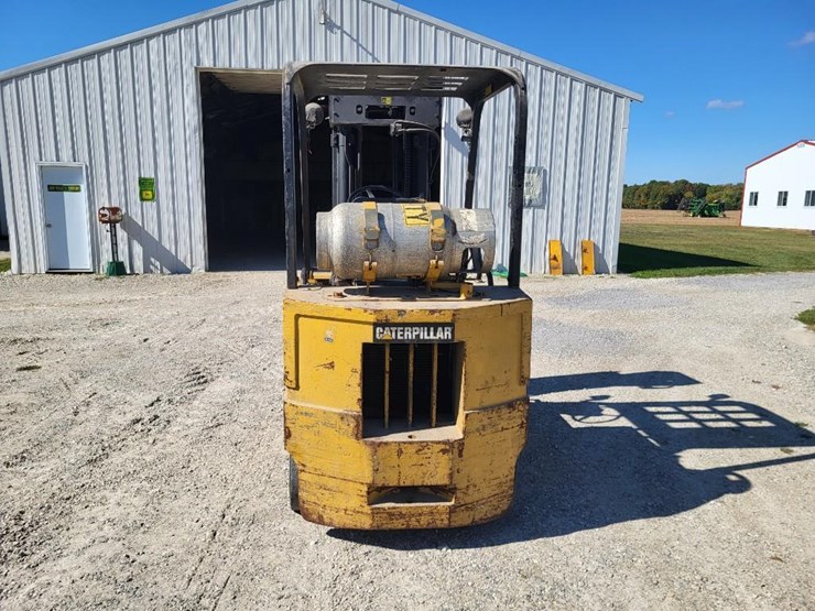 clark-t500-forklift-image-4