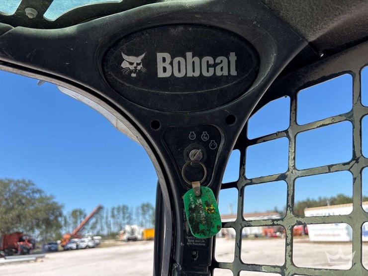 2018-bobcat-t590-image-22