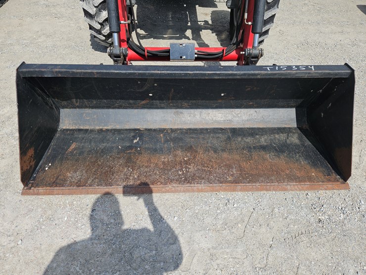 2014-massey-ferguson-4610-image-3