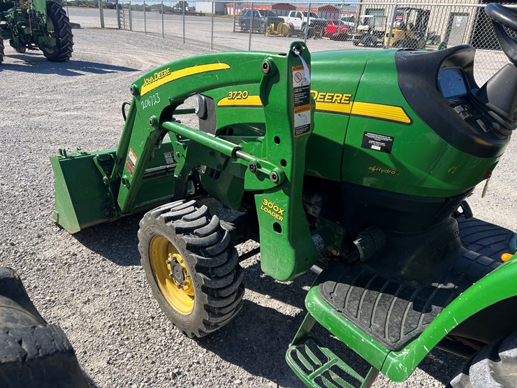 john-deere-3720-image-20